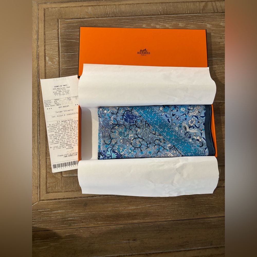 ✨NWT Hermés Silk Blue / Turquoise Gavroche Twill✨ - Picture 10 of 10